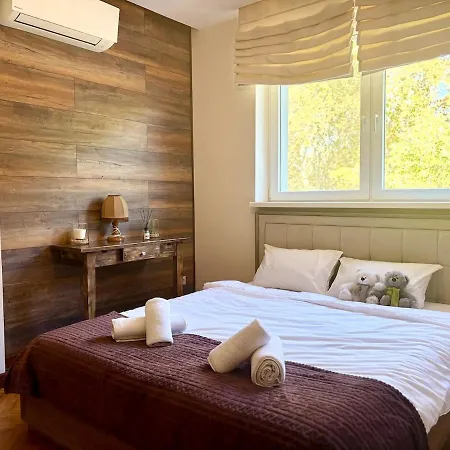 Boutique 2 Bedroom *