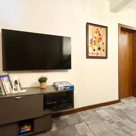 Boutique 2 Bedroom Appartement *